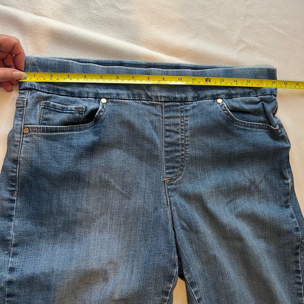 Gloria Vanderbilt capri denim Gloria Vanderbilt Classic Blue Jeans - Picture 3 of 7